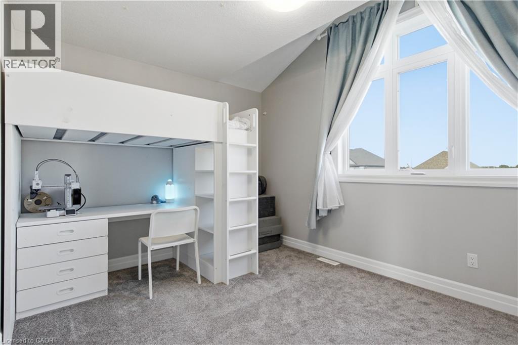 275 BRADSHAW Drive - Image 24