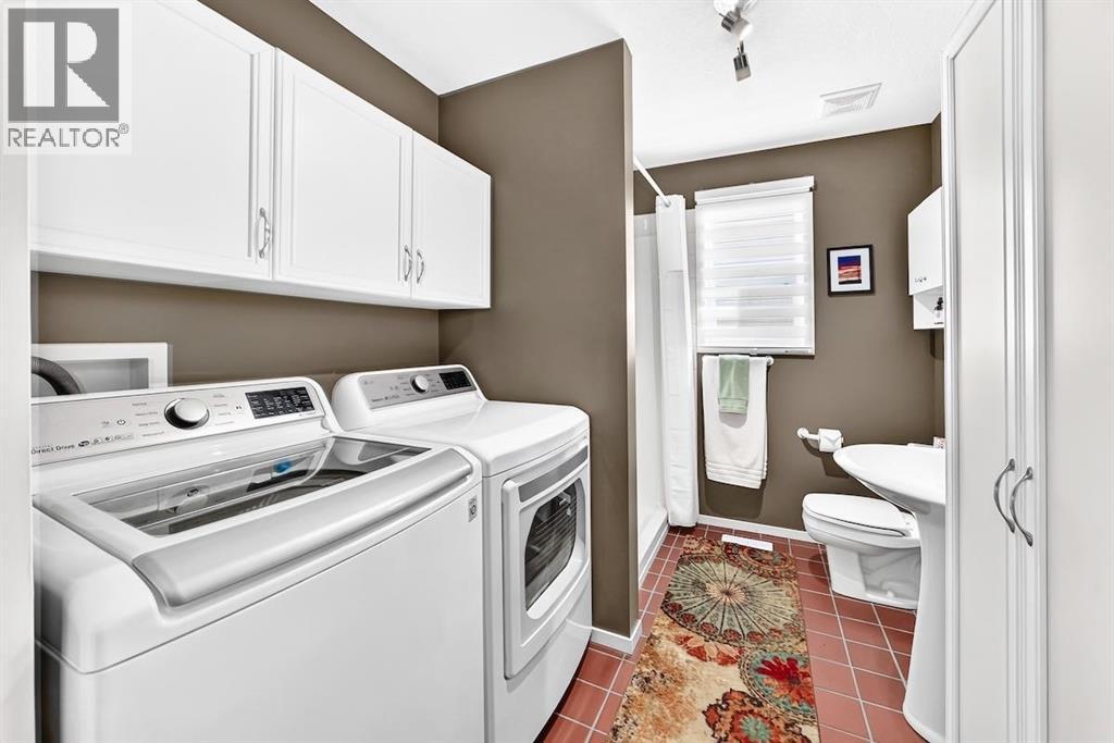331 Royal Birch View NW - 19
