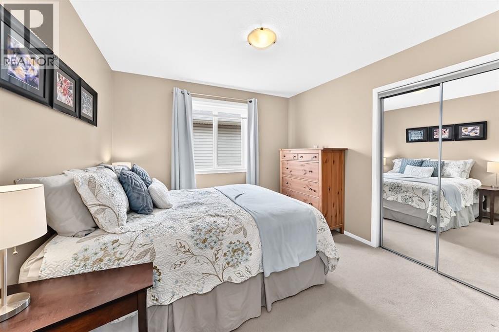 331 Royal Birch View NW - 34
