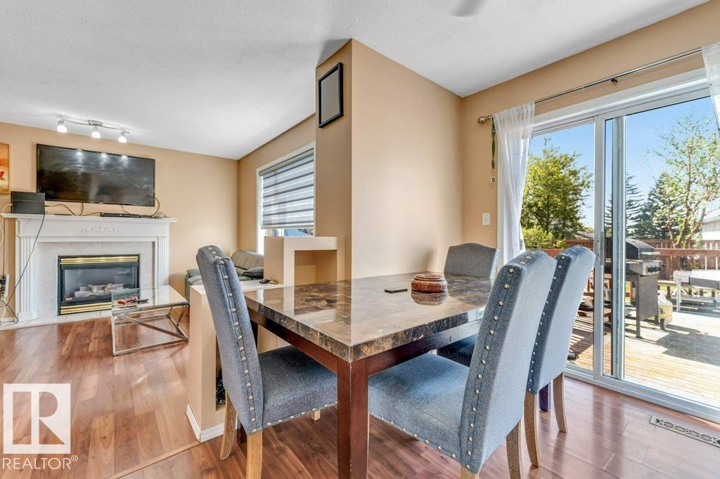 4424 28A ST NW - 18