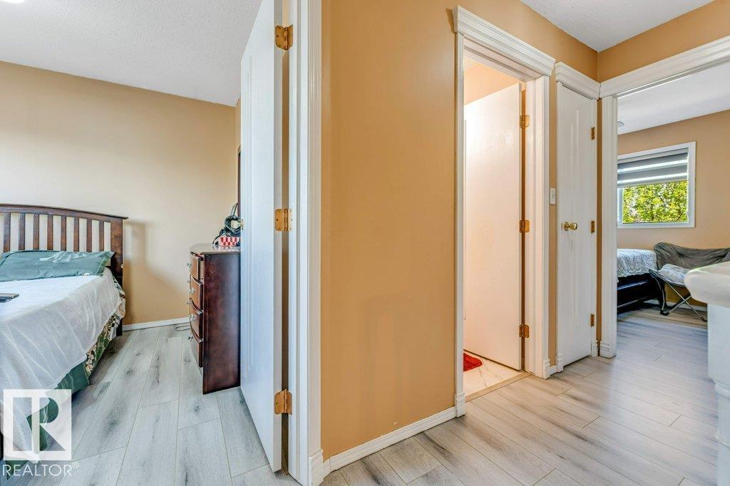 4424 28A ST NW - Image 29