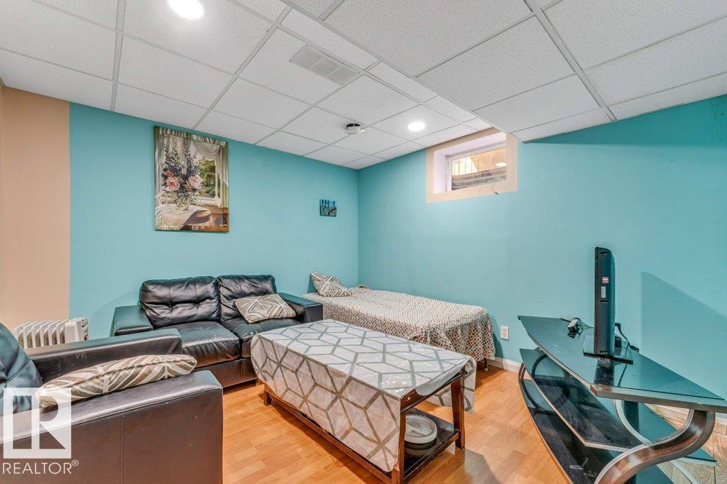 4424 28A ST NW - Image 40