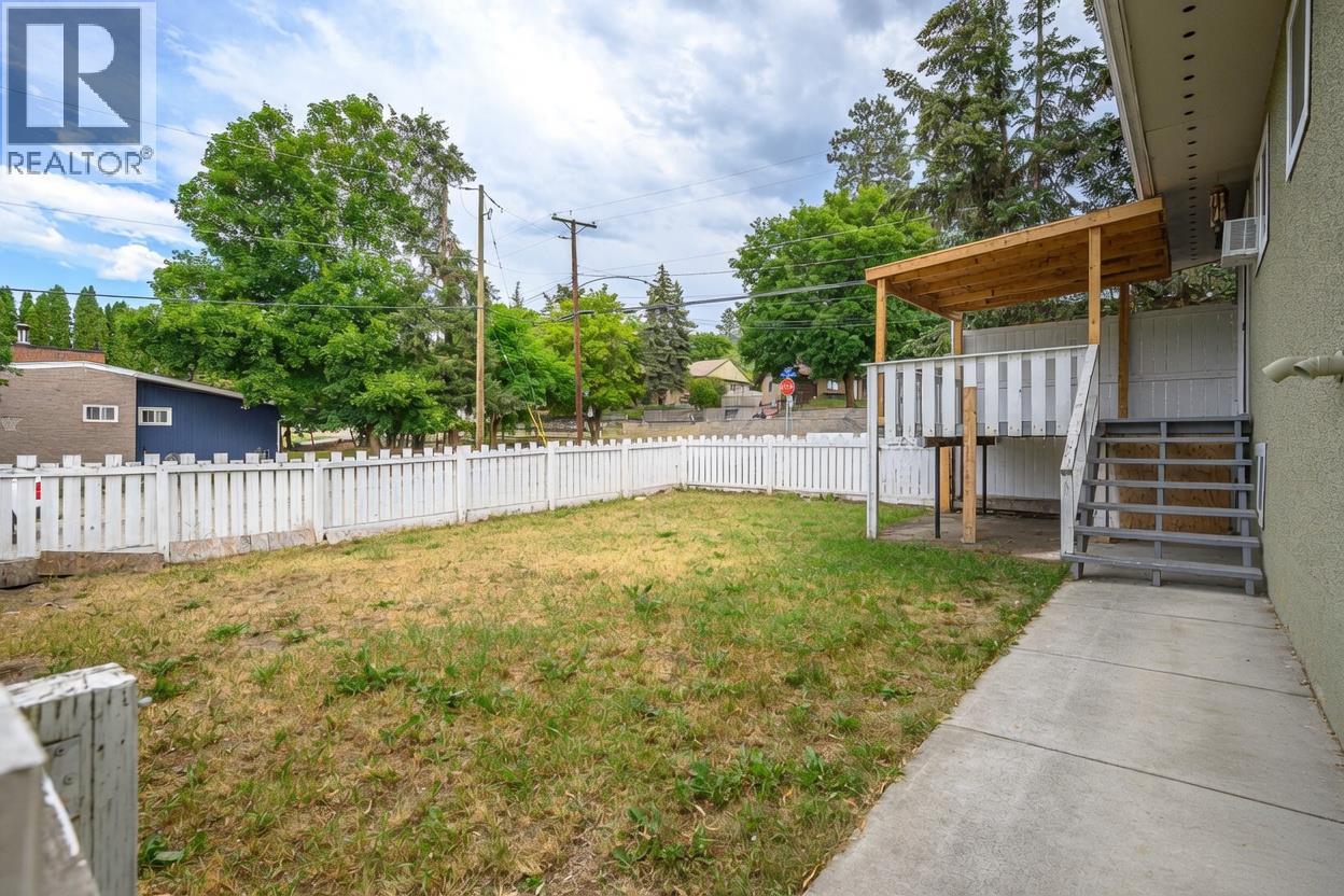4018 Pleasant Valley Road, Vernon
