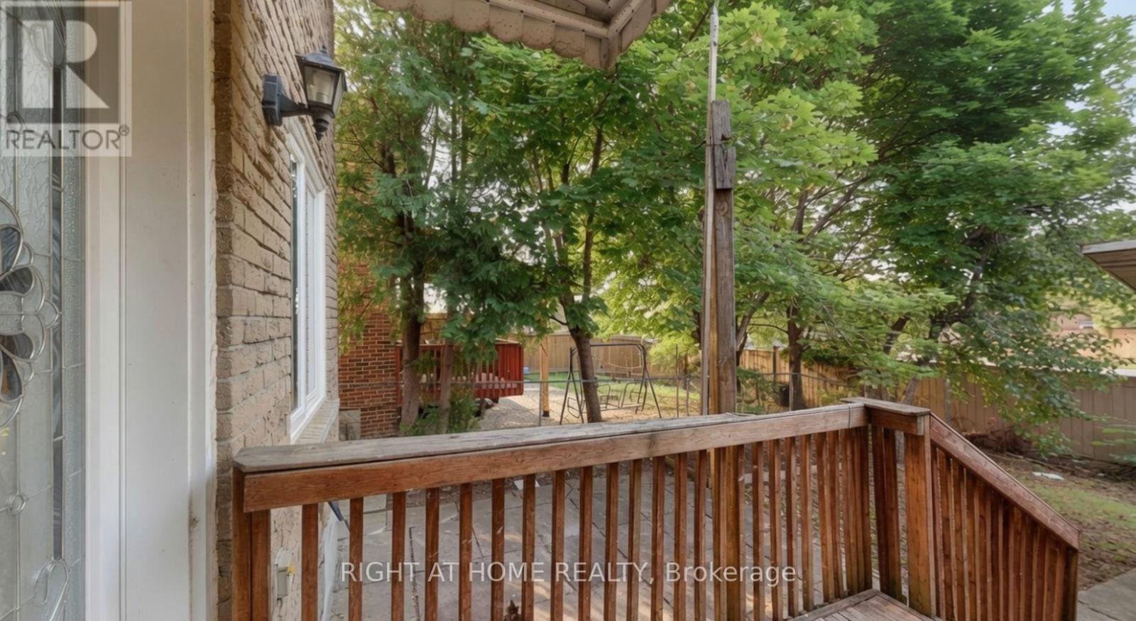 35 CHALFIELD LANE - 12