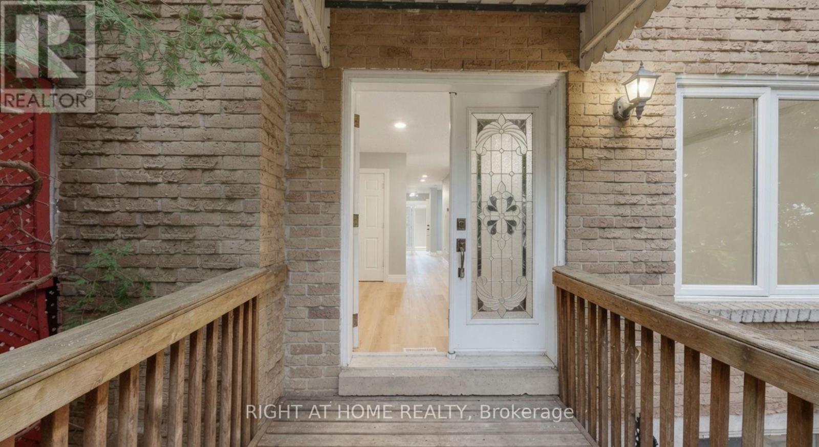 35 CHALFIELD LANE - 13