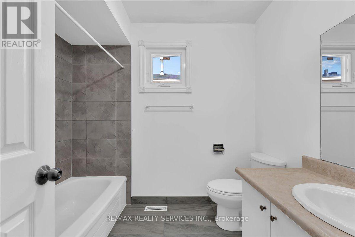 162 MAJOR WILLIAM SHARPE DRIVE - 21