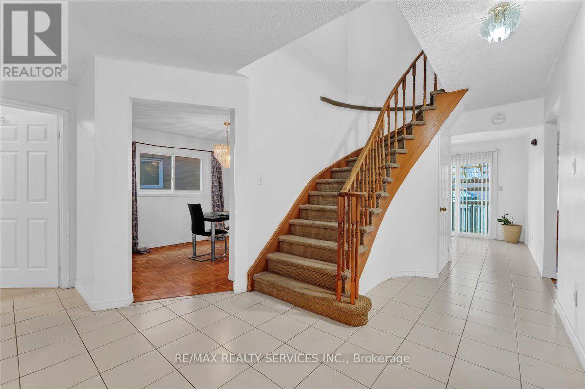 162 MAJOR WILLIAM SHARPE DRIVE - 6