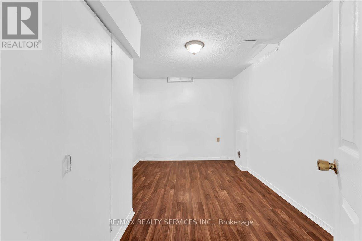 162 MAJOR WILLIAM SHARPE DRIVE - 37