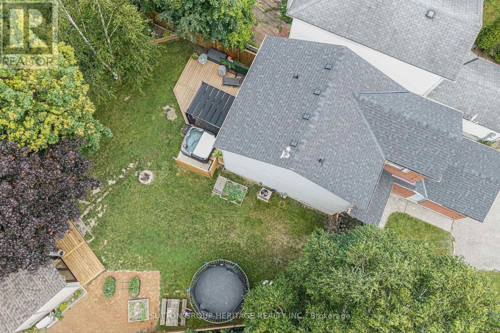 12 CURTIS COURT - Image 39