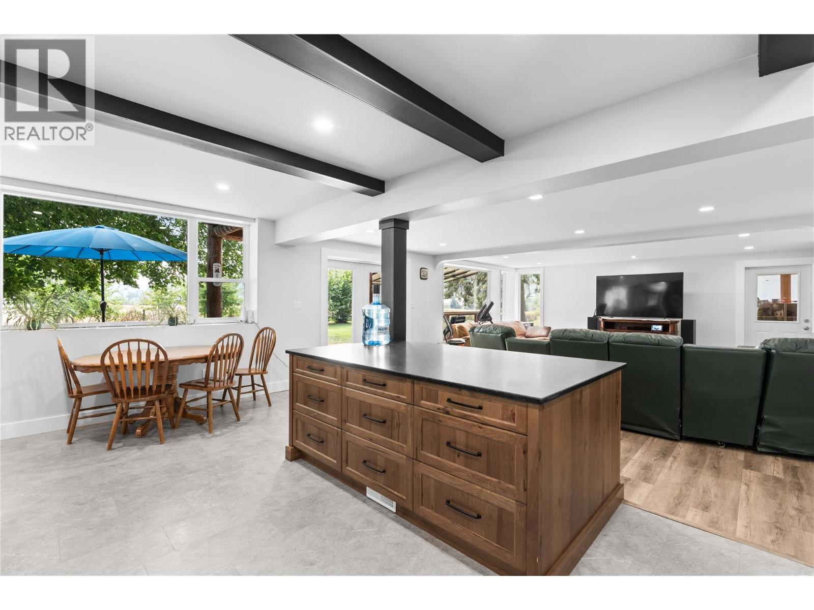 218 Anderson Road, Enderby