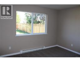 3381 Coniston Cres, Cumberland, BC V0R1S0 Photo 10