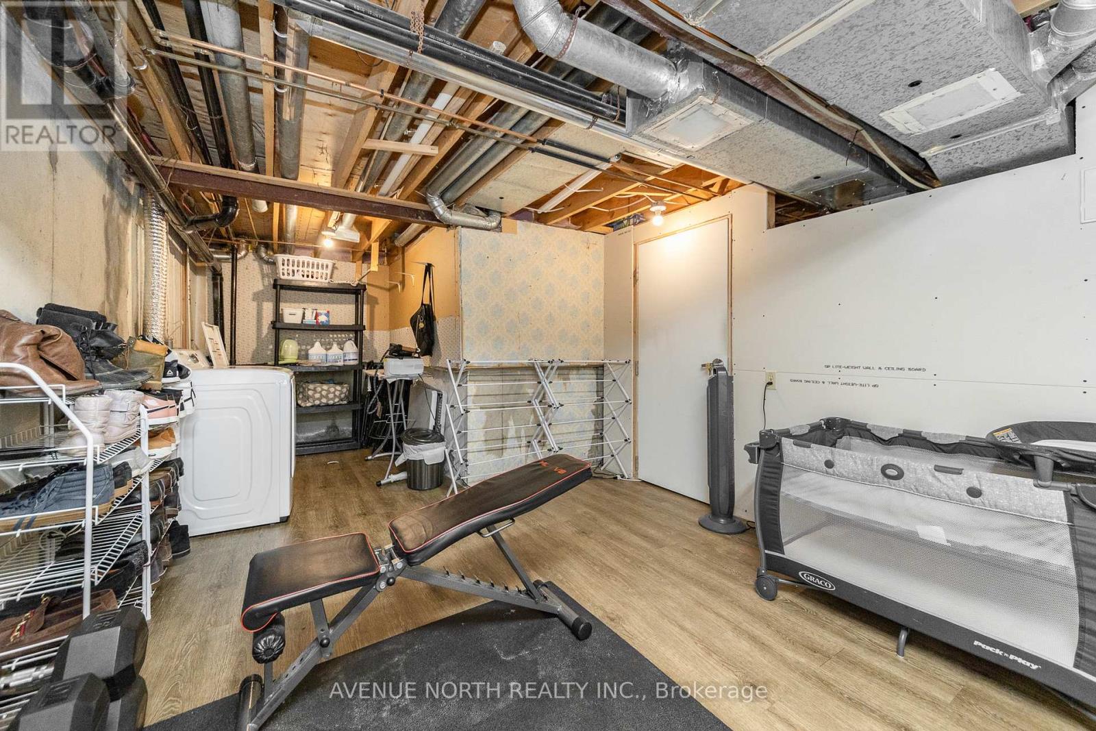 1103 MILLWOOD COURT - 33