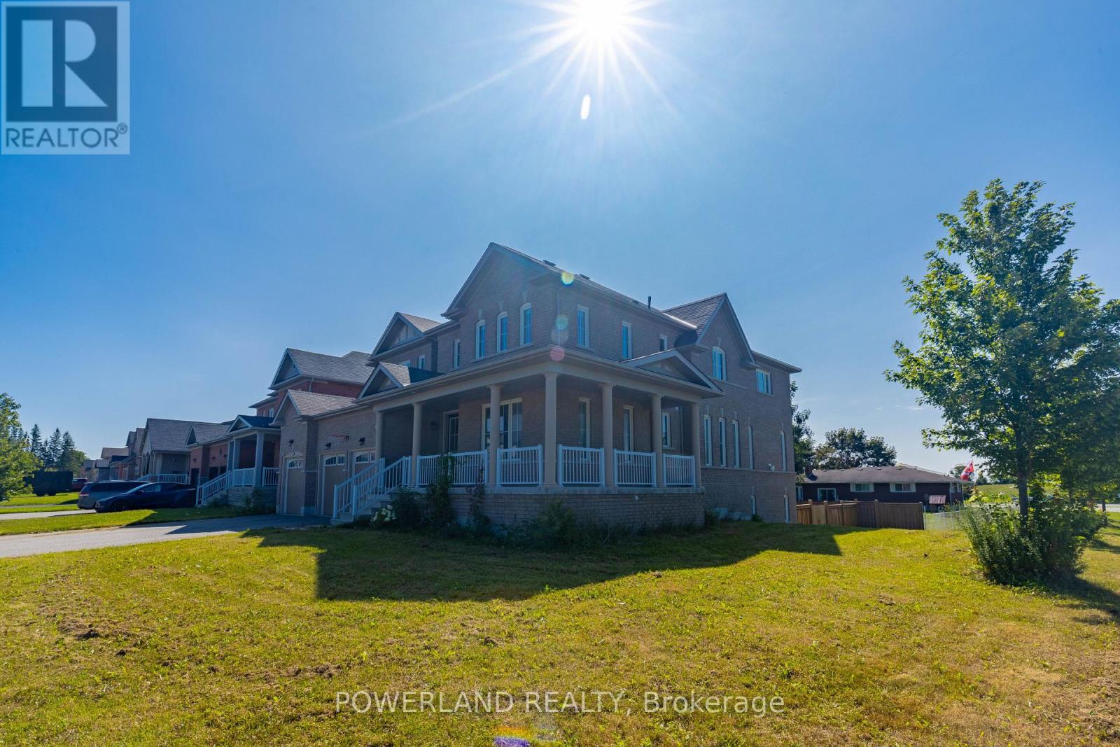 3 FAIRGROUNDS LANE - 3
