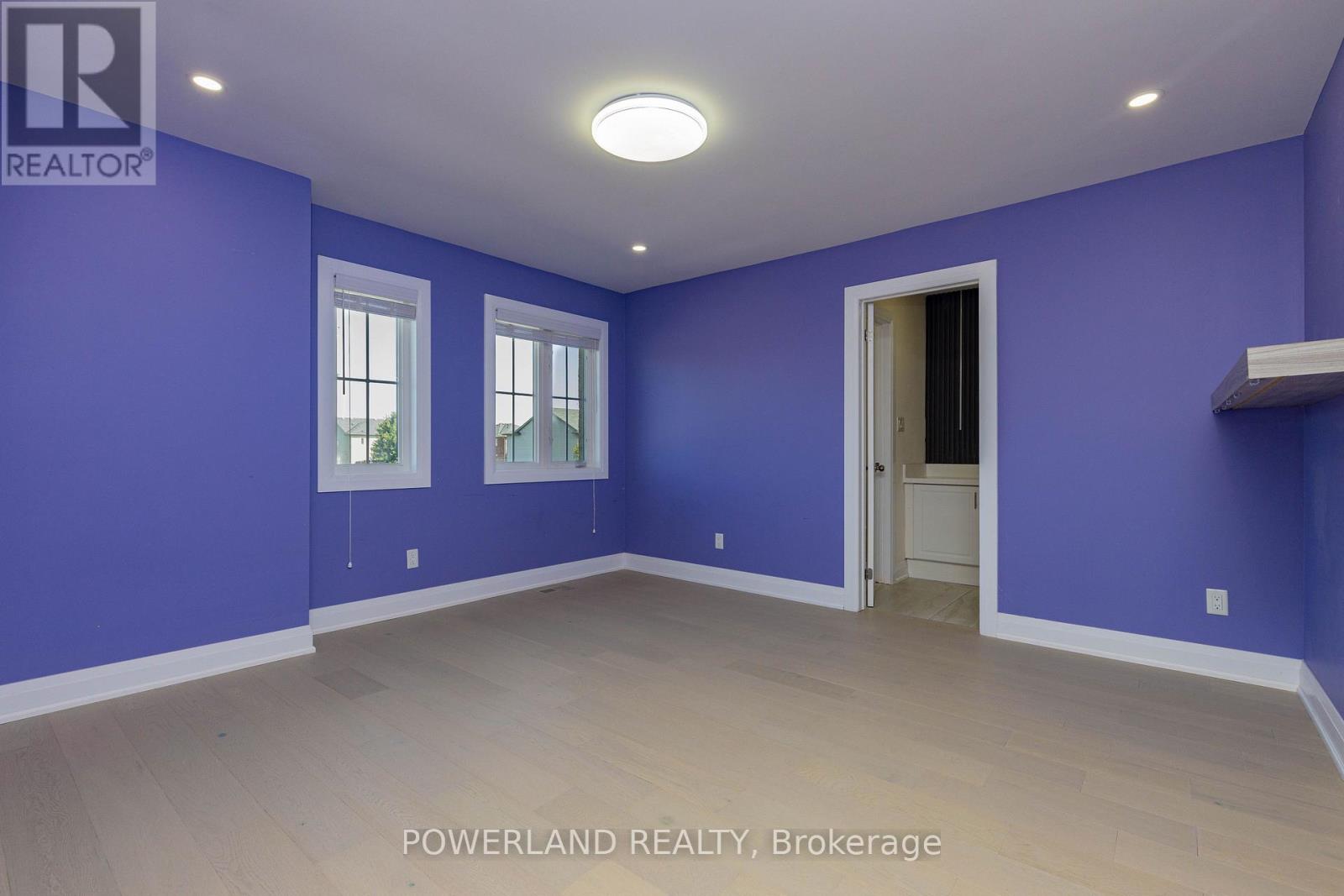3 FAIRGROUNDS LANE - 42
