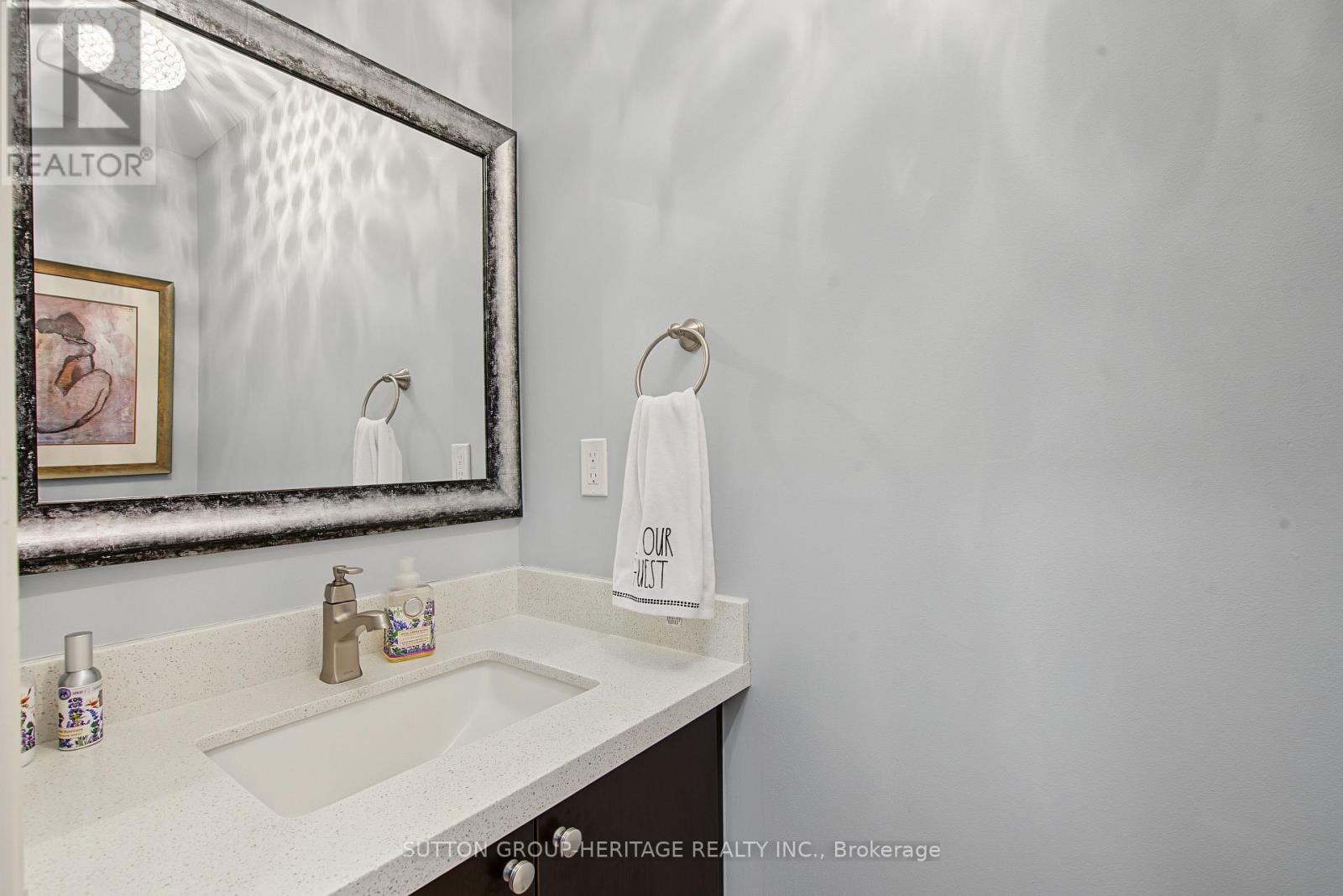 15 CLARINET LANE - 5