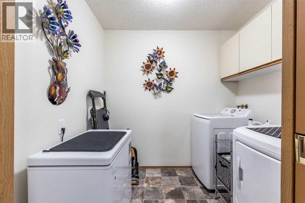#135 1480 Southview Drive SE - 18