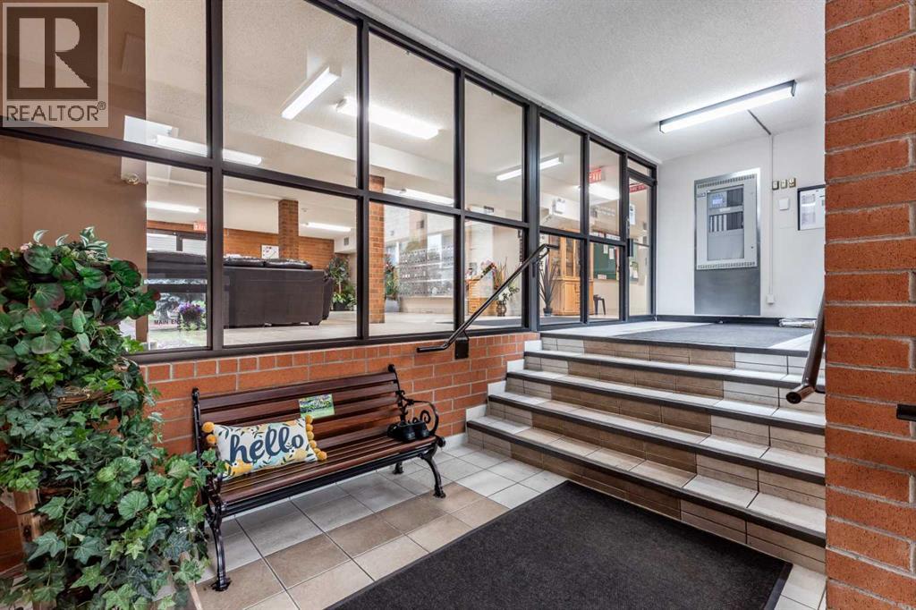 #135 1480 Southview Drive SE - 32