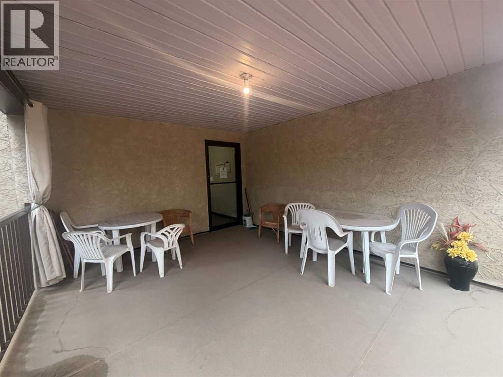 #135 1480 Southview Drive SE - 37