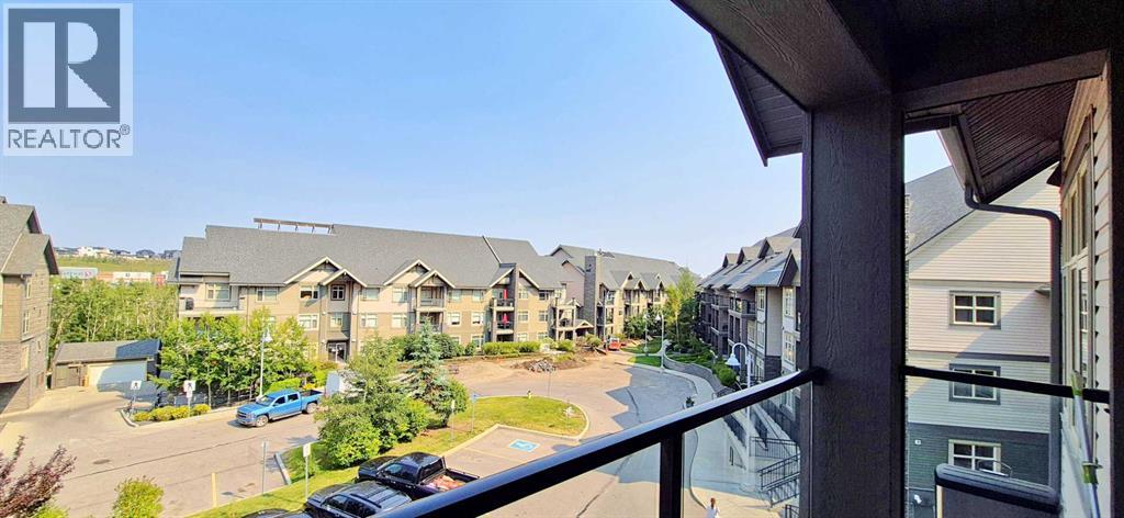 #206 15 ASPENMONT Heights SW - 18