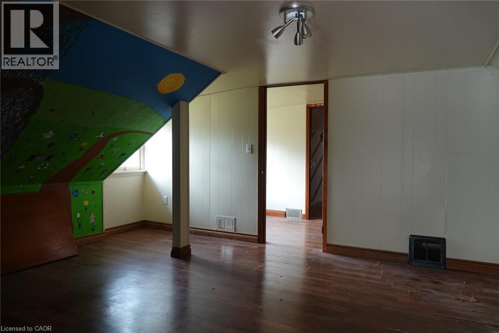 2490 ST ANNS Road - Image 16