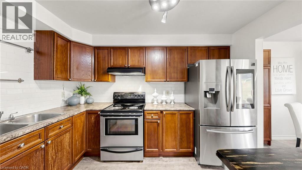 304 BLUEVALE Street - 14