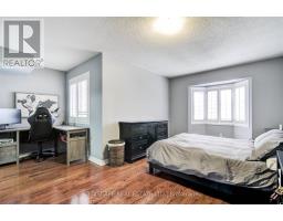 353 Sparrow Circle, Pickering, ON L1V7E6 Photo 25