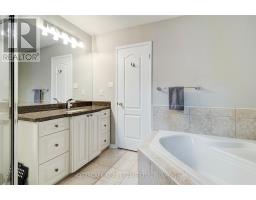 353 Sparrow Circle, Pickering, ON L1V7E6 Photo 27