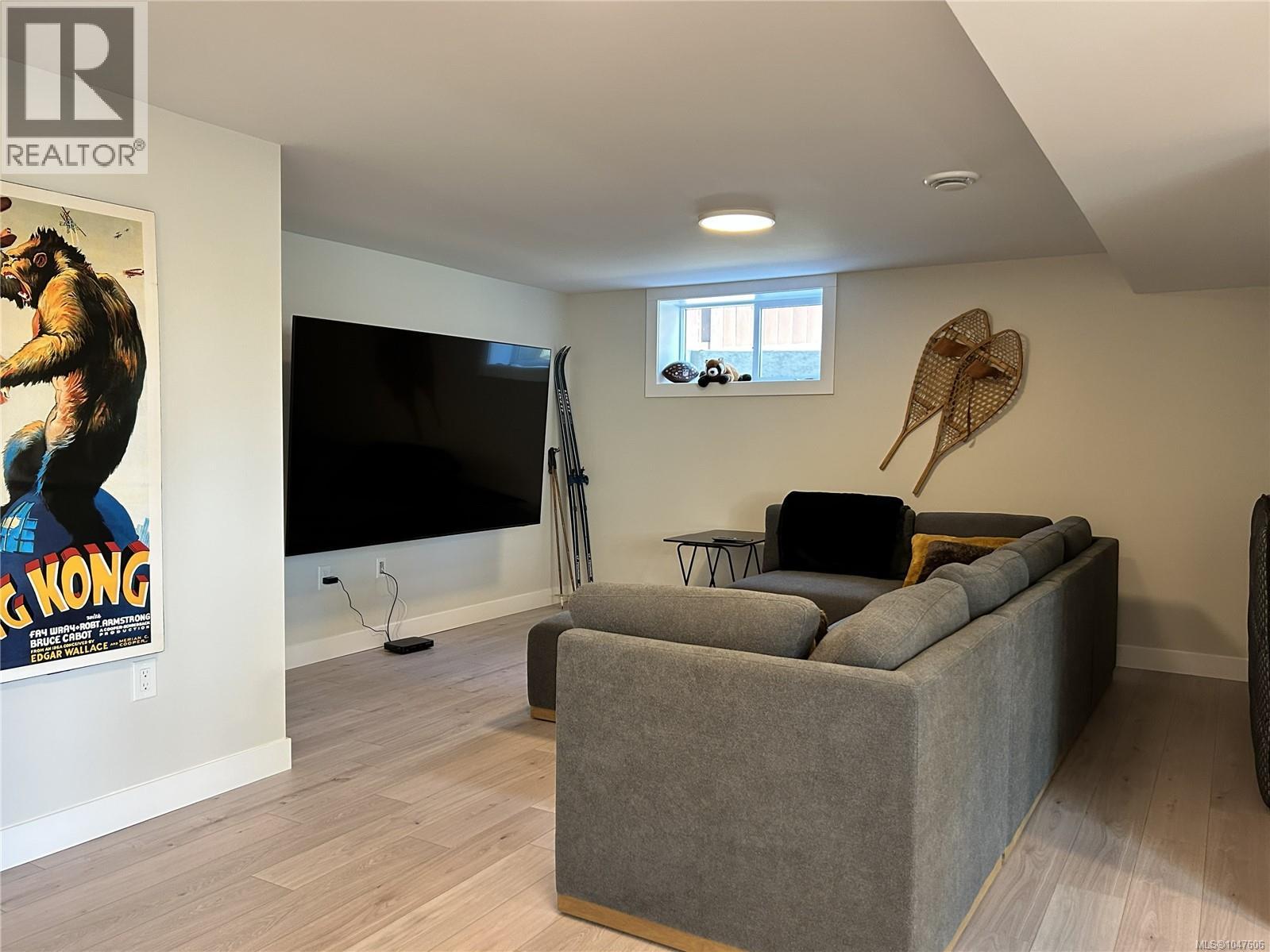 3894 Morton St - 29