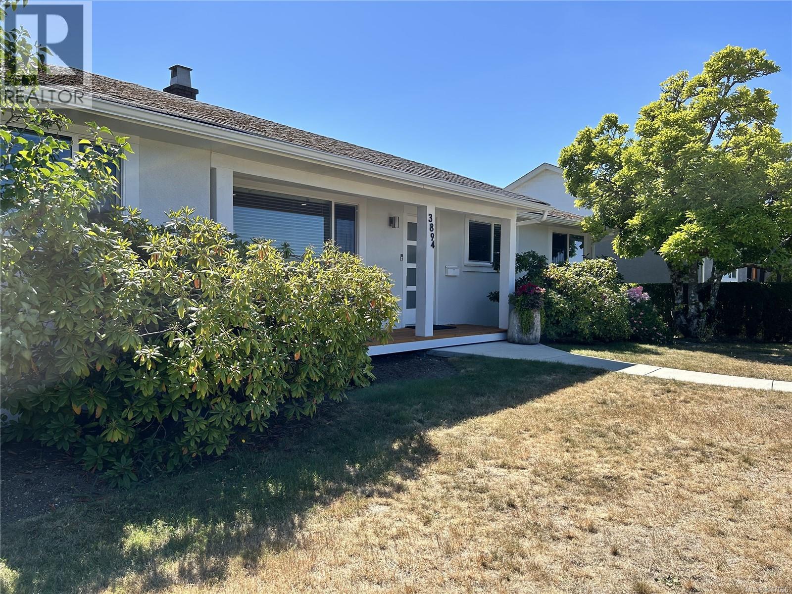 3894 Morton St - 50