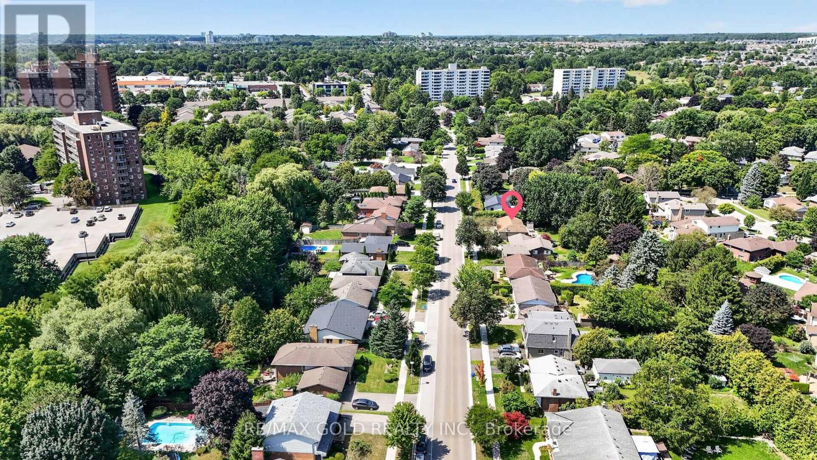 670 GRENFELL DRIVE - 30