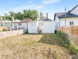 746 Boyd Avenue, Winnipeg, MB R2W1R7 Photo 39