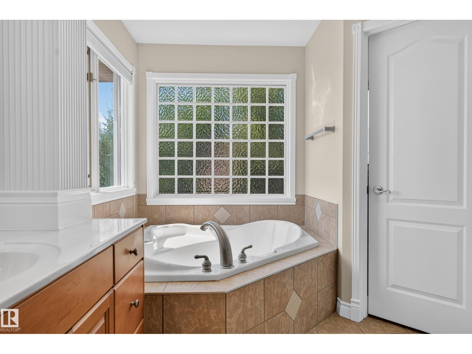 13527 158 AV NW - Image 38