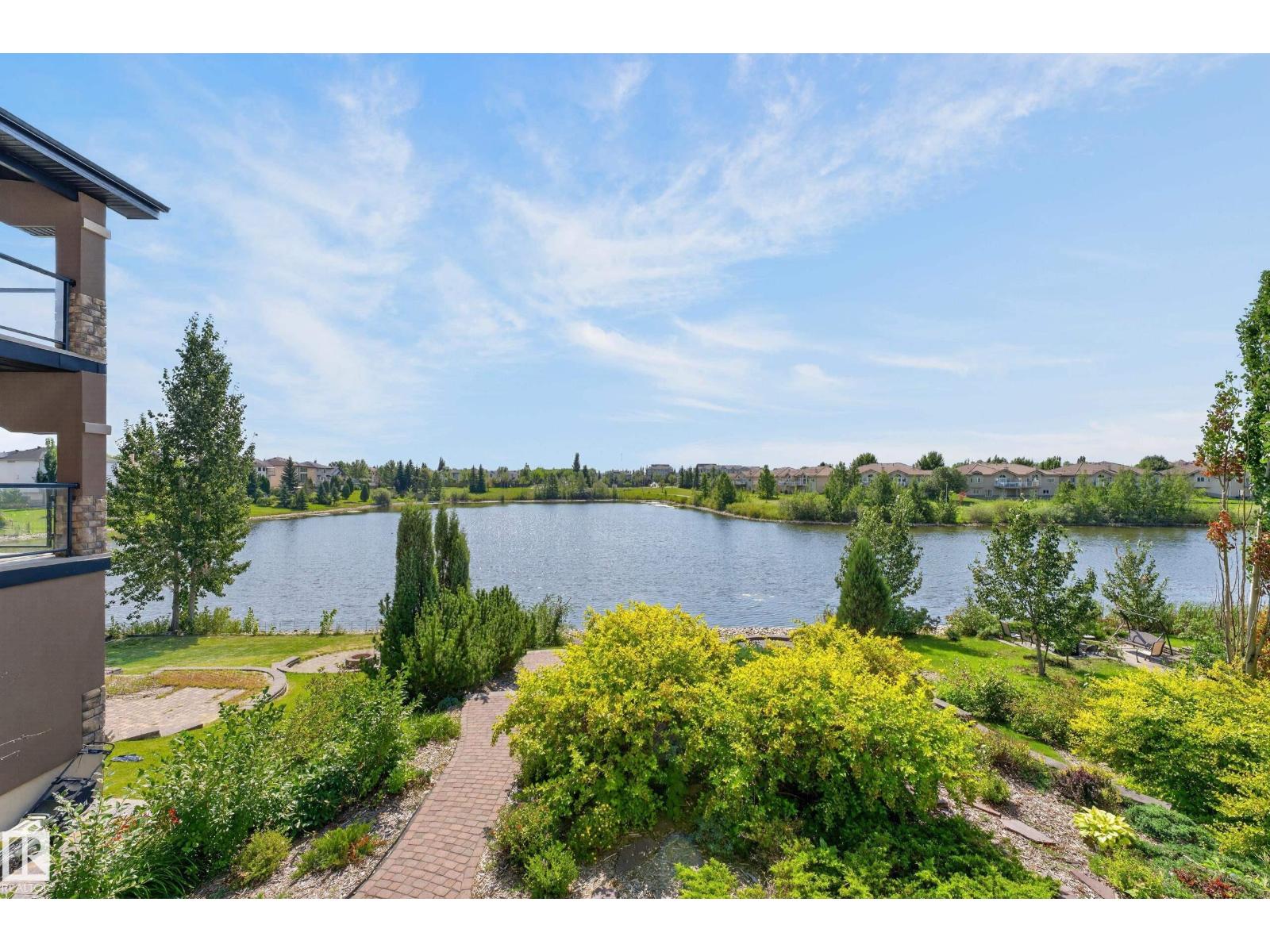 13527 158 AV NW - 28
