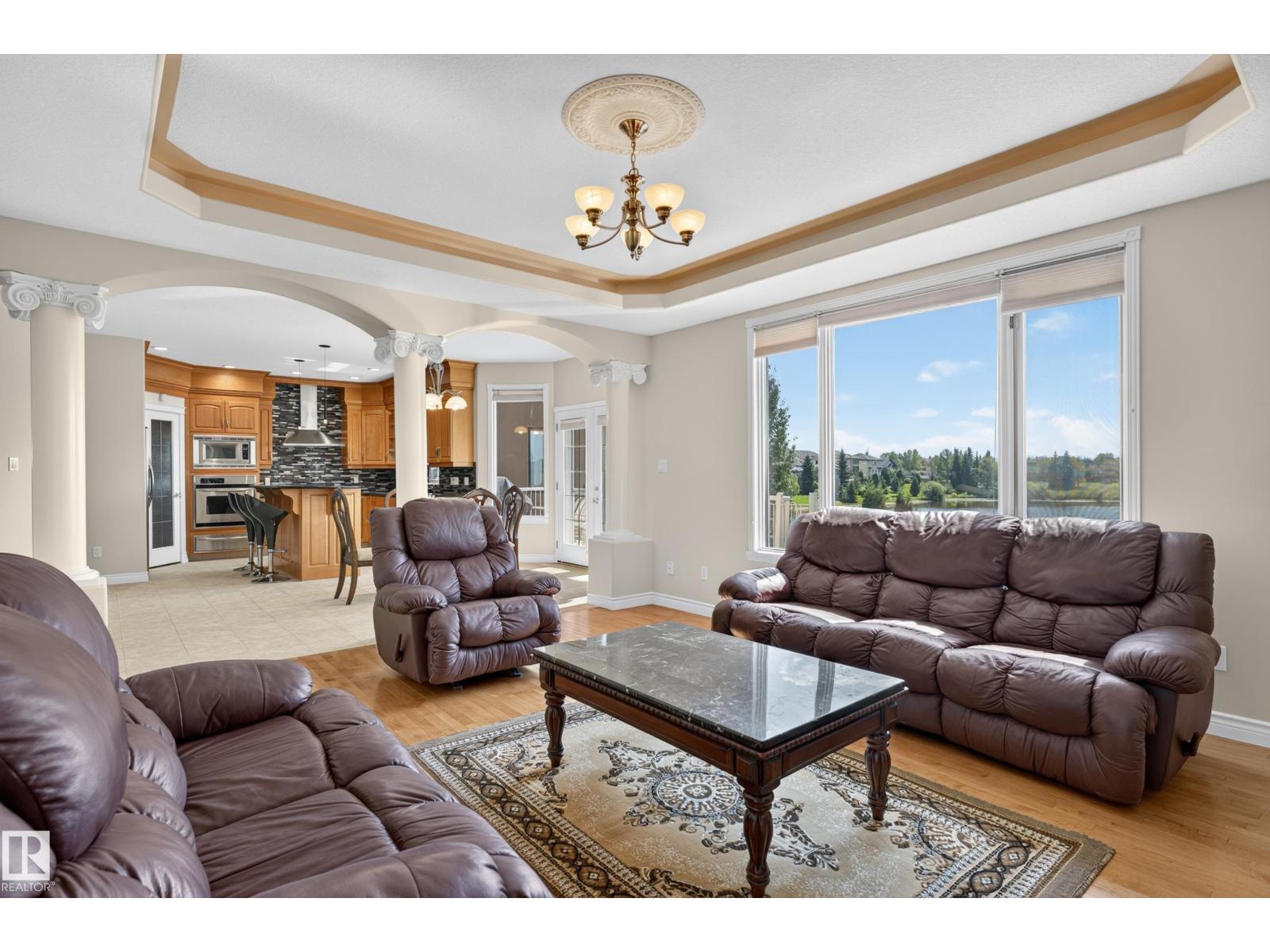 13527 158 AV NW - 23
