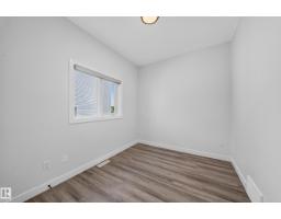 1174 Goldfinch Cr Nw, Edmonton, AB T5S0R2 Photo 10