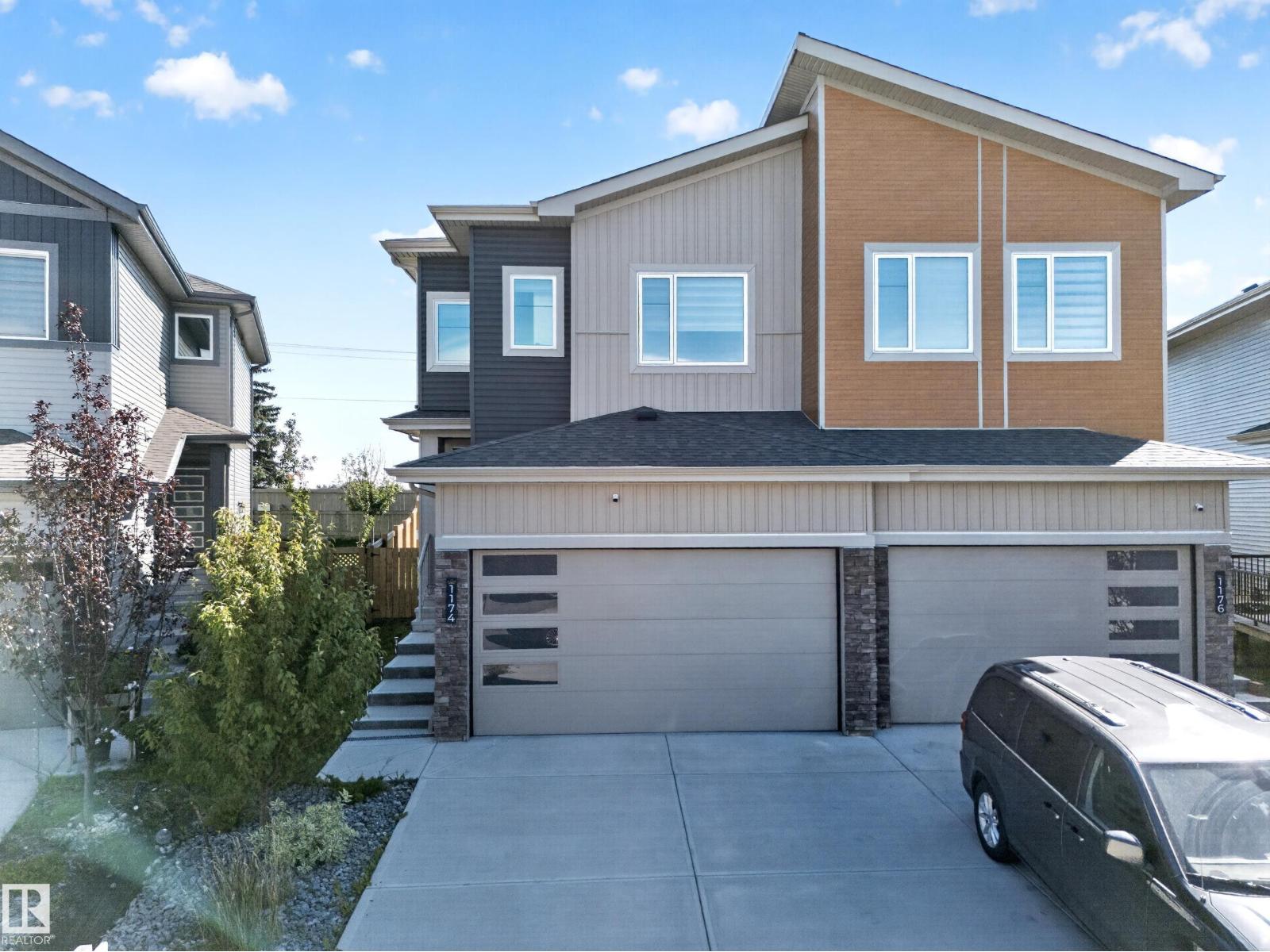 1174 GOLDFINCH CR NW - 2