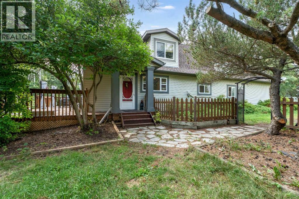 262267 Township Road 264 - 2