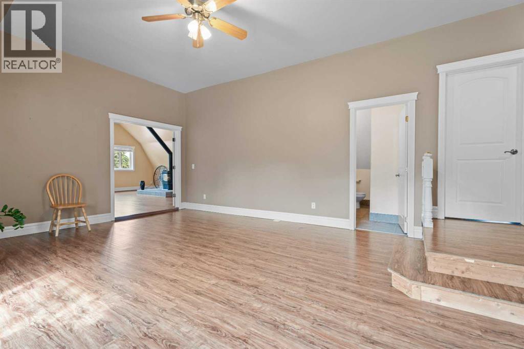 262267 Township Road 264 - 21