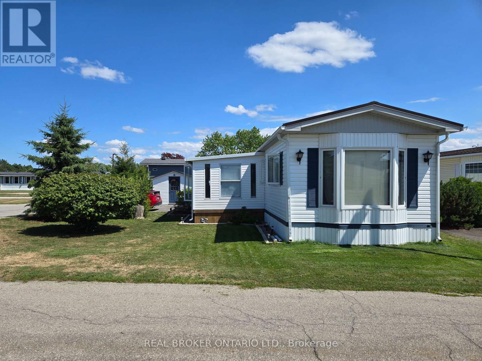 #10 3033 TOWNLINE ROAD - 2