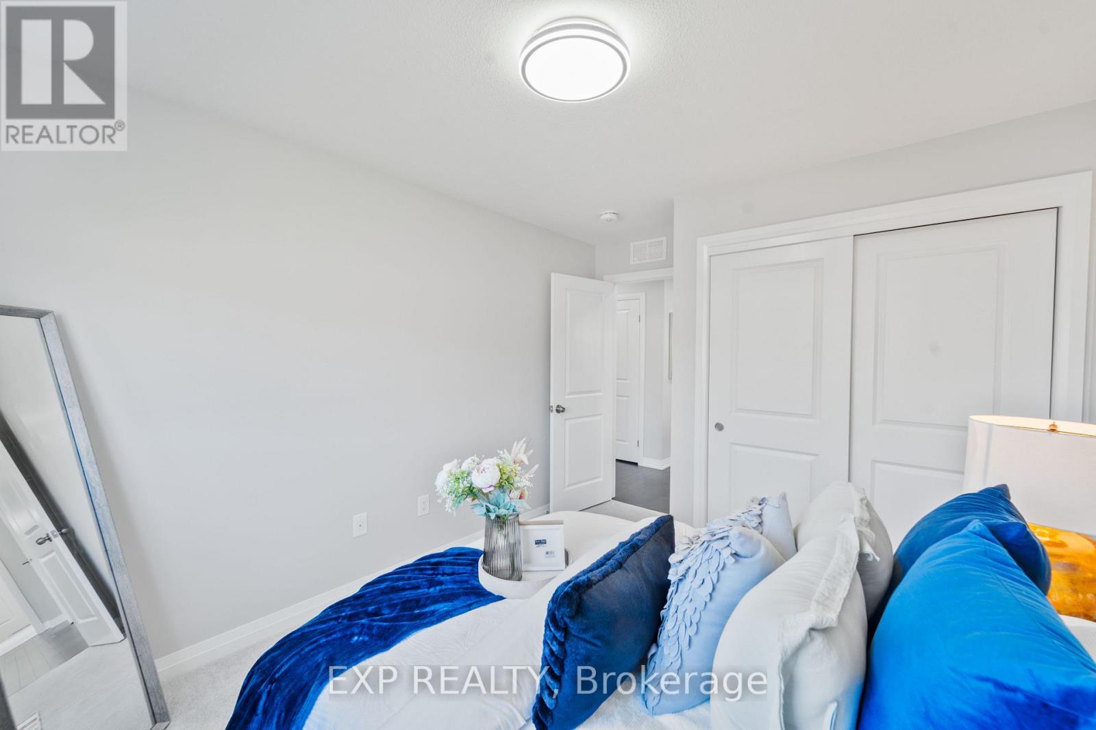 116 BUR OAK DRIVE - Image 29