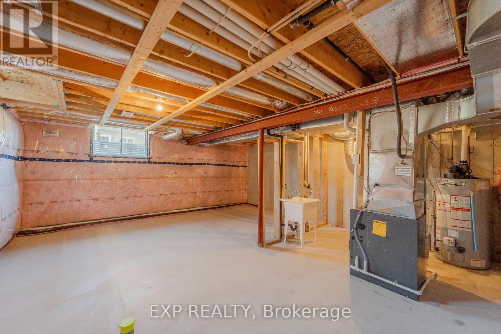 116 BUR OAK DRIVE - Image 33