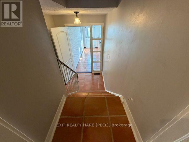 91 BURBANK CRESCENT - Image 23