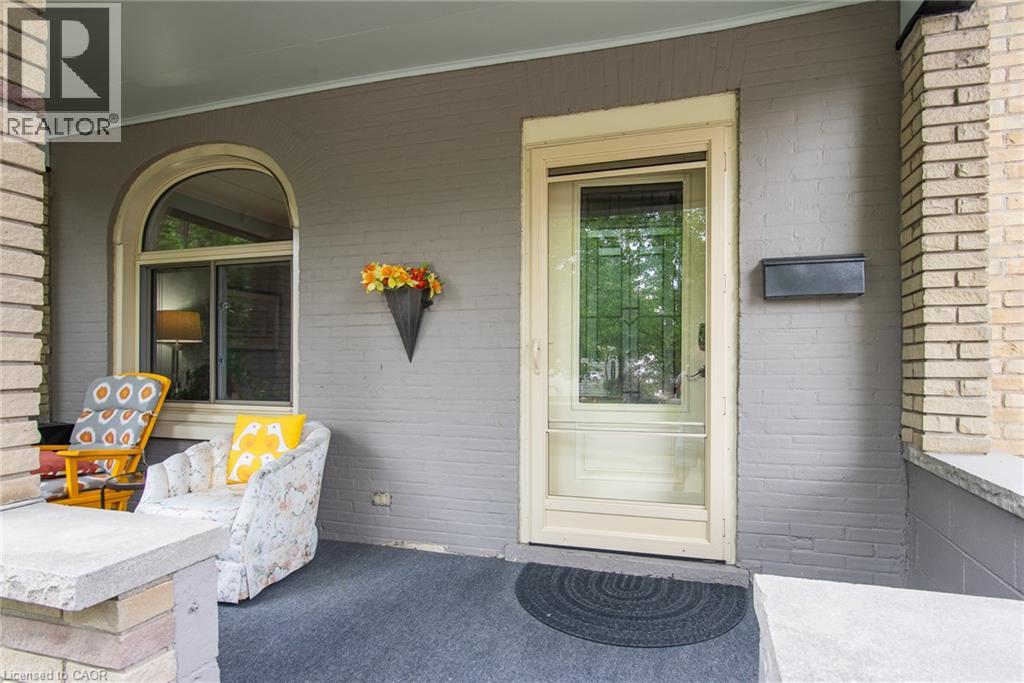 32 SAMUEL Street - Image 6
