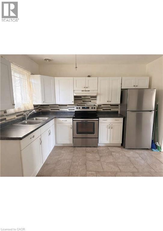 4 bedroom Single Family interior view, 118- 1775 CULVER Drive, London, Ontario