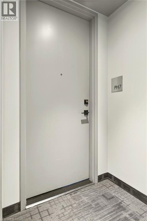 181 JAMES Unit 807 photo 3