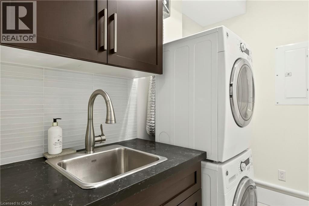 #807 181 JAMES Street N - Image 38