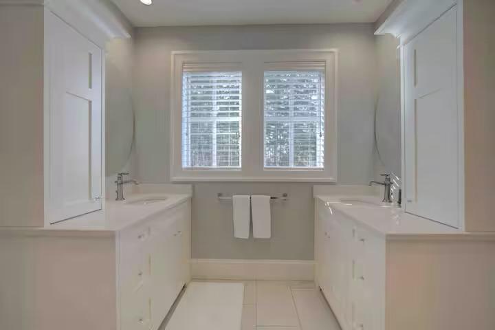 8 Bed, 6 Bath House for Sale in Surrey – 17011 26 AVE AVENUE, Surrey – MLS# R3152619 - Image 22