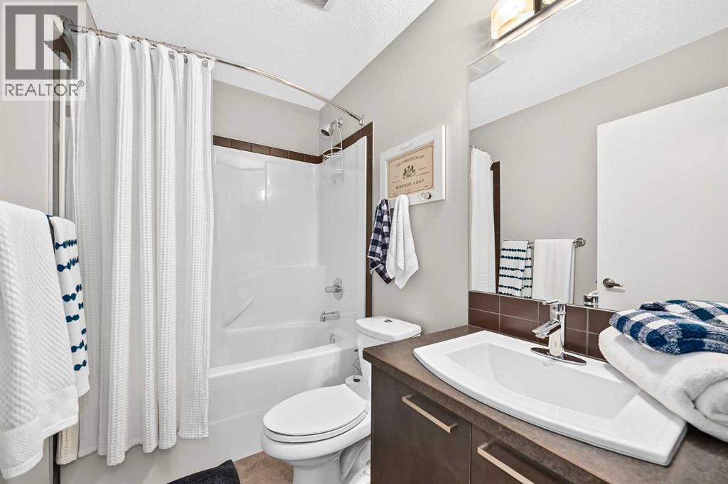 1915 Copperfield Boulevard SE - Image 35