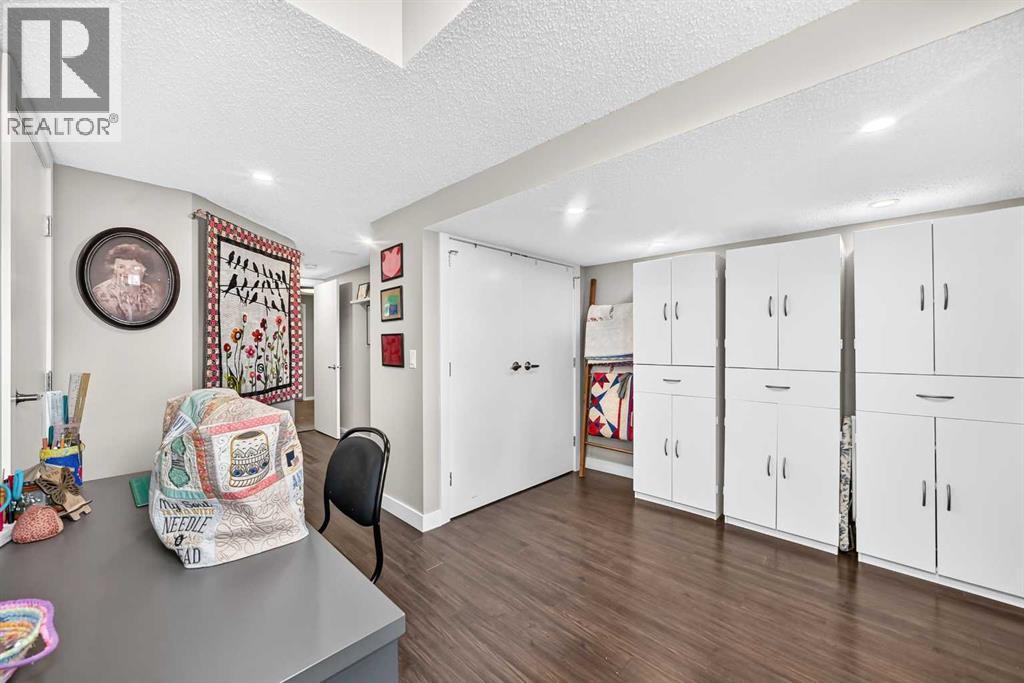 1915 Copperfield Boulevard SE - 42