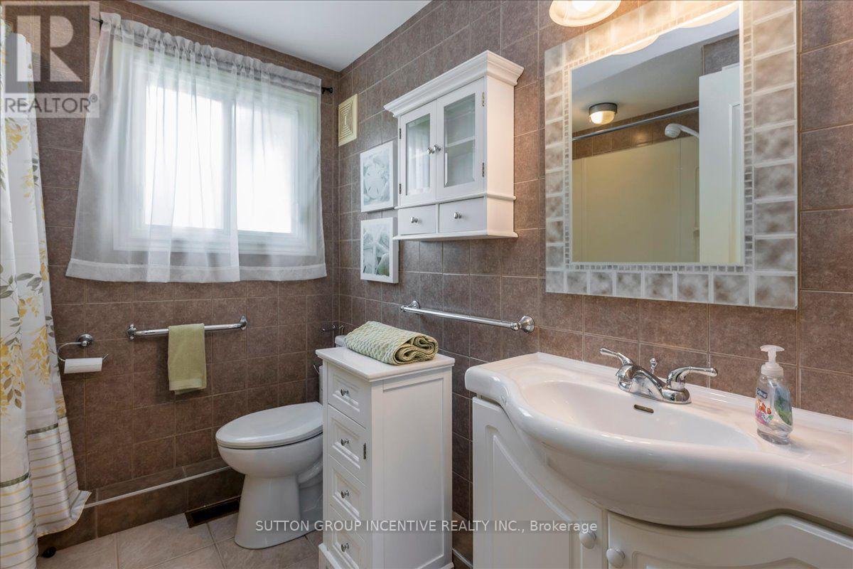 47 MAIN STREET - Image 16